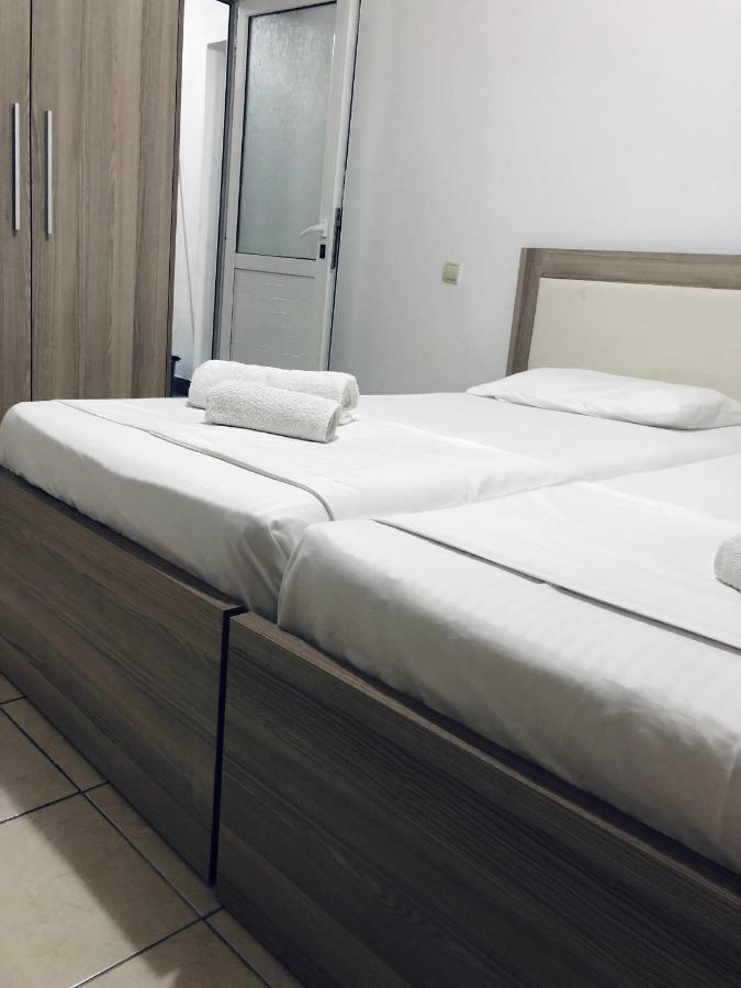 Sandri Apartment Himarë Exterior foto